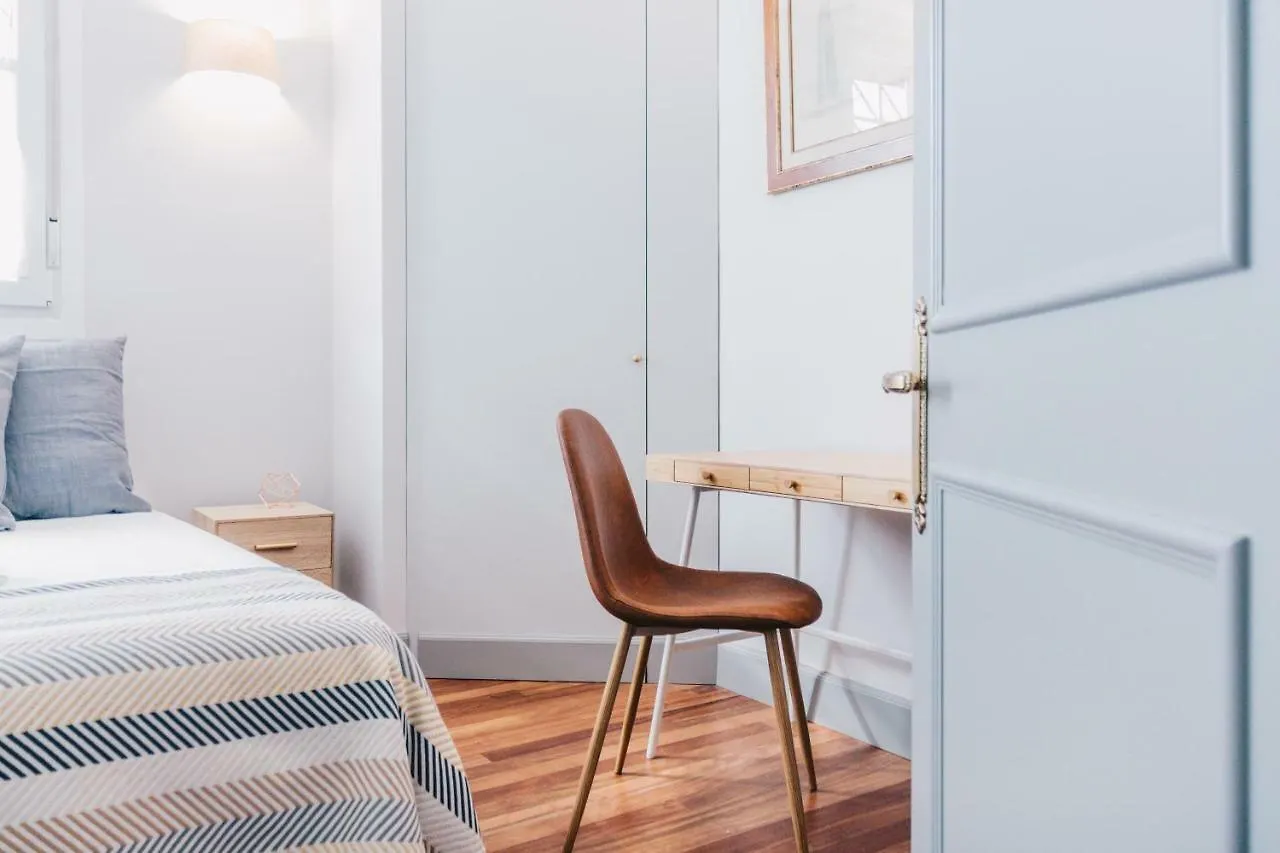 Gran Via Apartment By People Rentals Bilbao